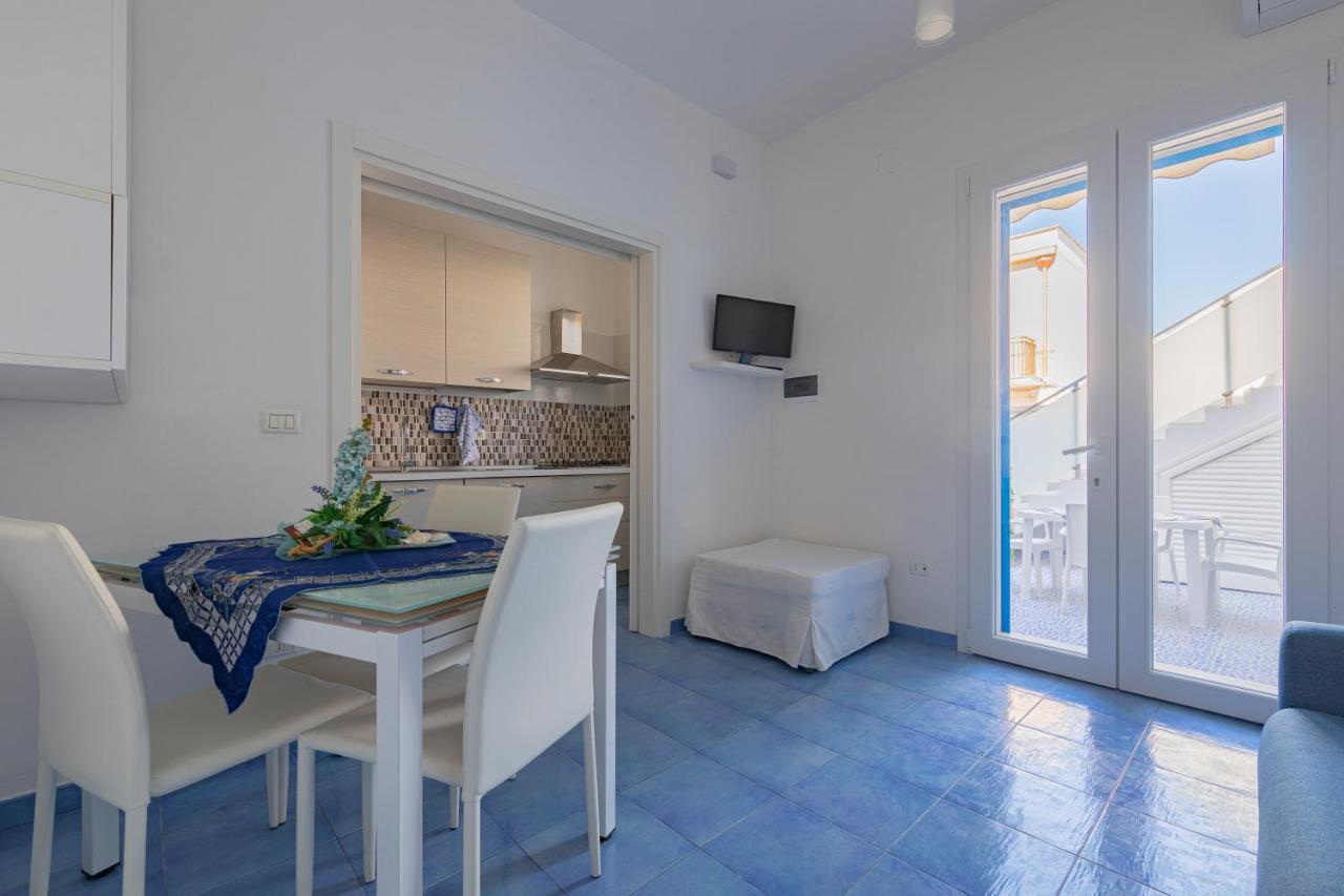 Apartamento A Due Passi Dal Mare Torre Lapillo Exterior foto