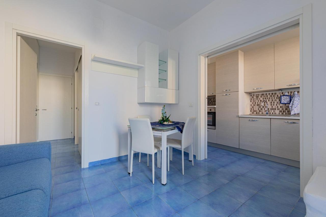 Apartamento A Due Passi Dal Mare Torre Lapillo Exterior foto